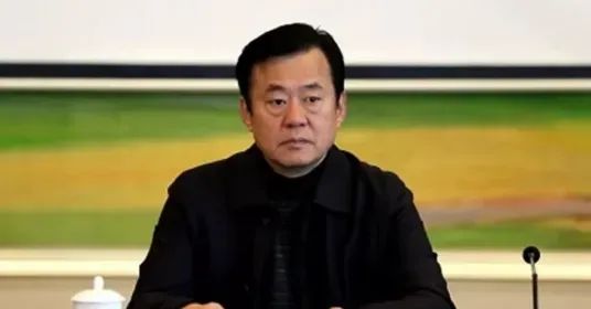 易投投 湖南省邵阳市人大常委会原副主任秦立军被公诉！曾被批隐瞒不报房产和股票情况、拥有非上市公司股份